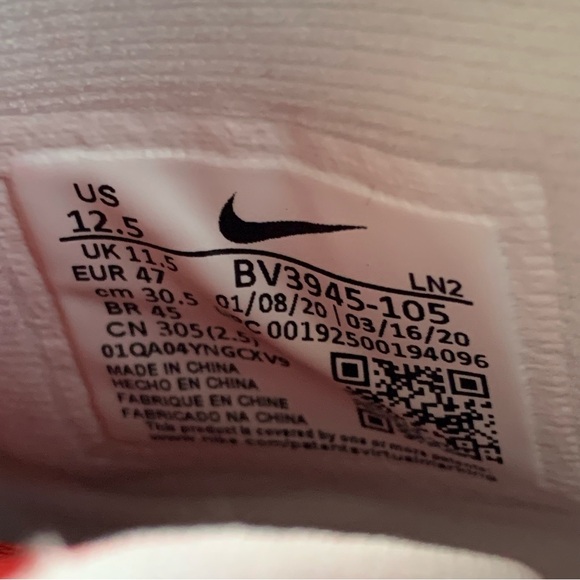 Nike Alpha Menace Pro 2 Mid Football Cleats - Picture 11 of 13